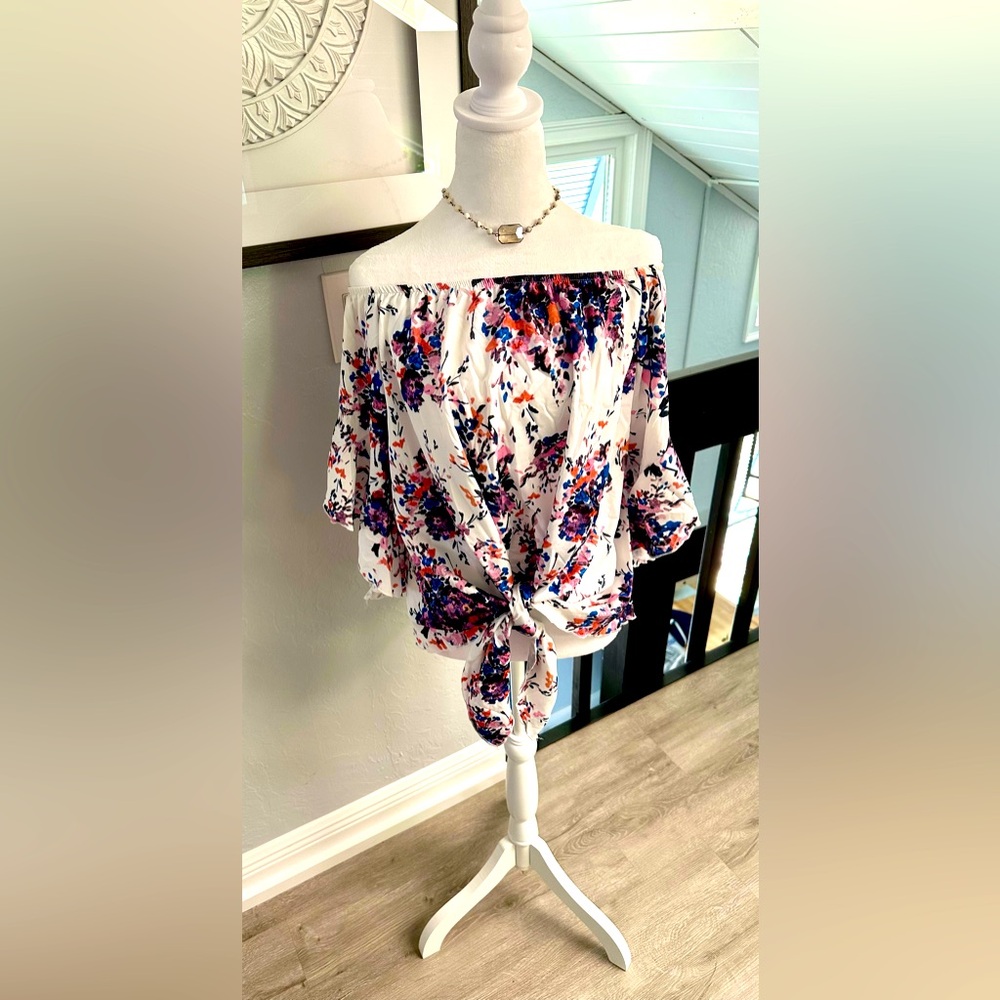 Beautiful Floral Off the Shoulder Top